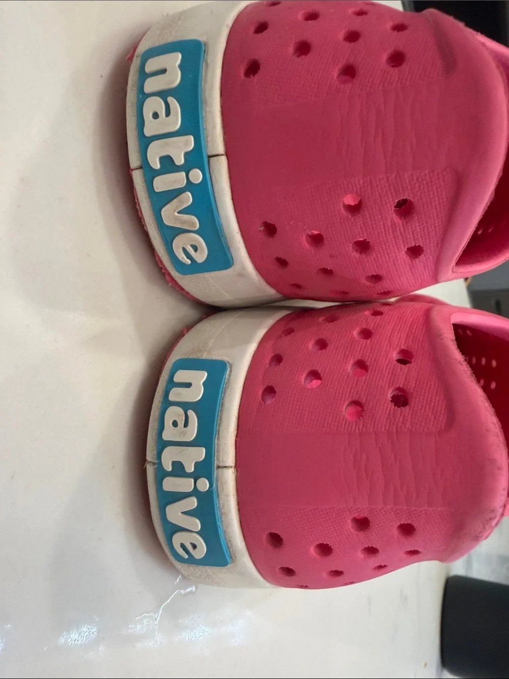 Native Kids Slip-On Water Shoes in Bright Pink